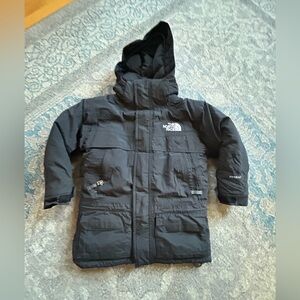 North Face Jacket- Very warm well loved kids coat! Size xs